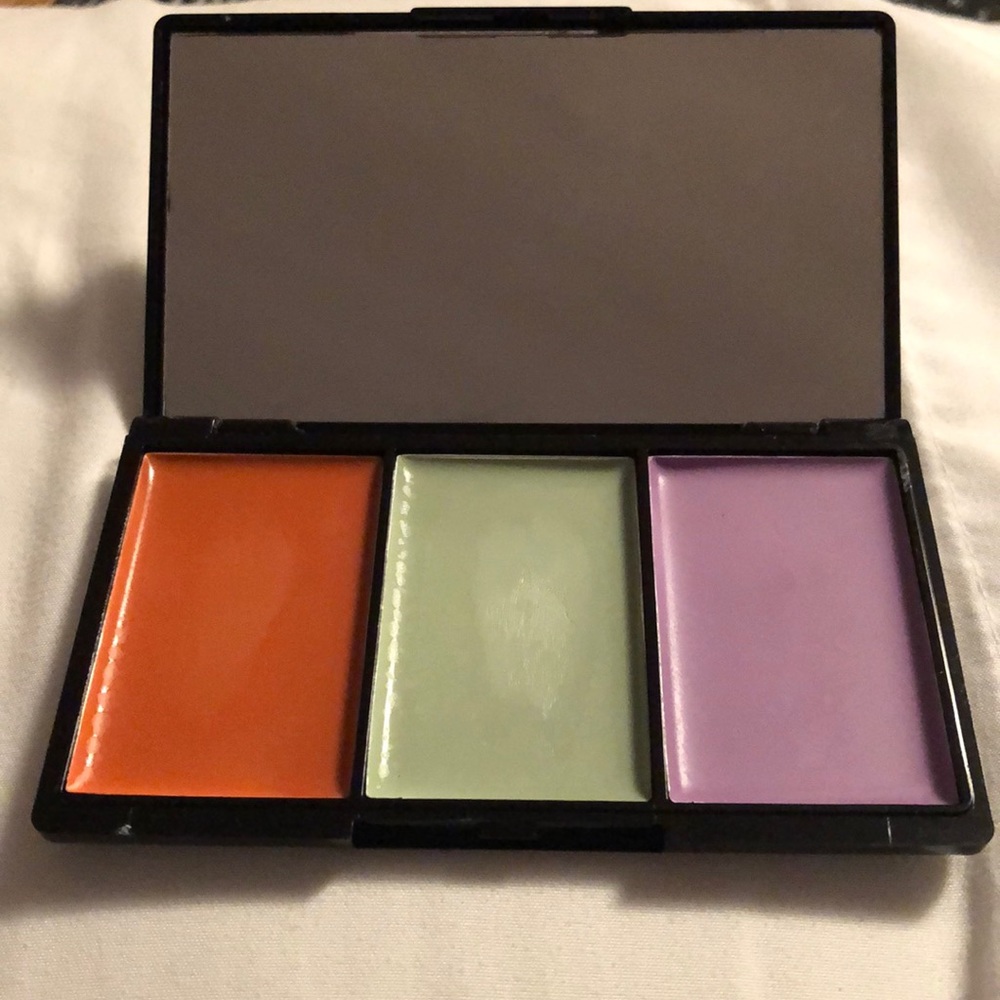 Color Correcting Palette